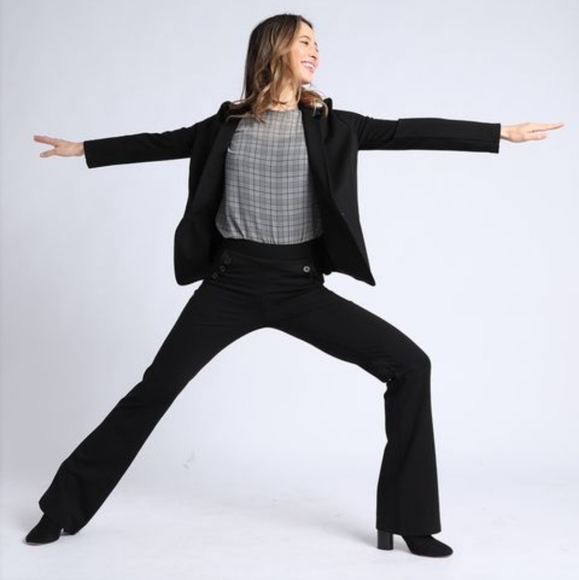 Betabrand 6 Button Straight Leg Dress Pant Yoga Pant Sz. M - Picture 2 of 8